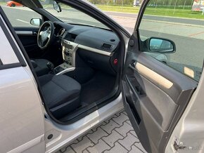 Opel Astra 1.7 CDTi klima TZ - 11