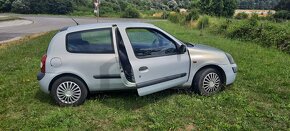 Renault Clio - 11