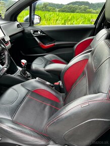 Peugeot 208 GTI - 11