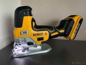 DeWALT DCS335N Aku priamočiara píla - 11