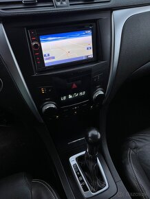 Suzuki Kizashi 2.4i, 131 kW, 4x4, r.v. 2011, 195 tis. km - 11