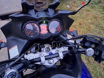 Suzuki V-Strom 650 1.majitel - 11