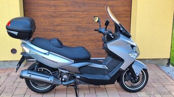 KYMCO Xciting 300i - 11