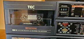 TEC  PORTABLE STEREO CENTER - 11