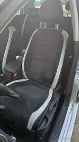 VW Golf Plus 1.6 TDI Comfortline 5st. Manual - 11