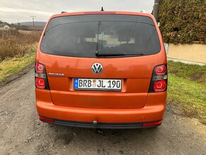 Volkswagen TOURAN 1.6 BENZIN - 11