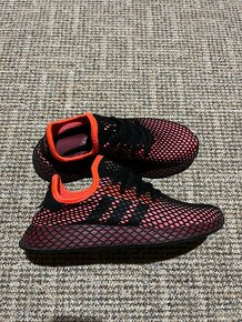 14x Dámské tenisky Adidas Deerupt (2) - 11