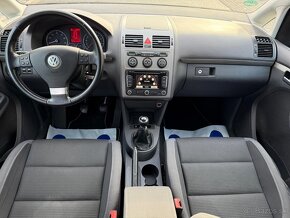 ► VW TOURAN 1,6 MPI - 75 KW- 7 MÍST, PARKO.SENZORY, NAVI◄ - 11