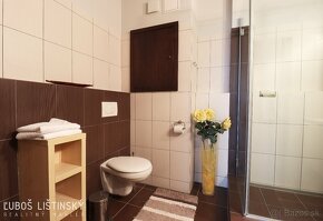 PREDAJ 4 izbový byt (140m2) s balkónom v CENTRE mesta Poprad - 11