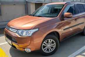 Mitsubishi Outlander 2.2 DI-D Intense - 11