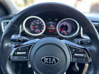 KIA Ceed SW 1.4 T-GDI Platinum - 11