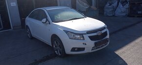 Chevrolet Aveo Cruze - 11