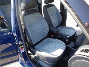 Škoda Roomster 1.4 16V Ambiente - 11