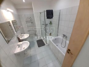 IBA U NÁS 3-IZBOVÝ BYT HLOHOVEC 83m2 + 16m2 terasa - 11