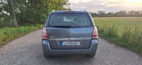 Opel Zafira 1.9 CDTi - 11