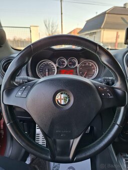 Alfa Romeo MiTo 1.4 135k Multiair Distinctive TCT - 11