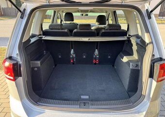 Volkswagen Touran 2,0 TDI DSG nafta automat 110 kw - 11