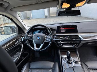 BMW rad 5 530d xDrive A/T G30 - 11