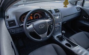 Toyota Avensis 1.6 Valvematic 97kW 2011 Terra - 11