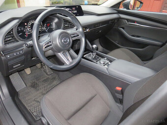 Mazda 3 Skyactiv-X181 6MT SDN GT/Plus - 11