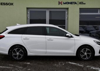 Hyundai i30 1.6CRDi SMART 85kW ČR 1.M 85 kw - 11