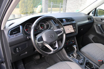 Volkswagen Tiguan 2.0 TDI EVO Elegance 4Motion DSG, 1.majite - 11