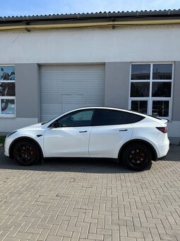 Tesla model Y Long range 09/2022 len 13400km - 11