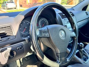 Predám VW Golf 5, 2,0 TDi 198 tisíc km 4x4 - 11