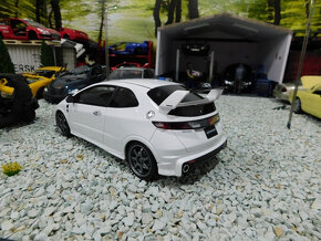 model auta Honda Civic CRX /Civic typeR FN2 Otto mobile 1:18 - 11