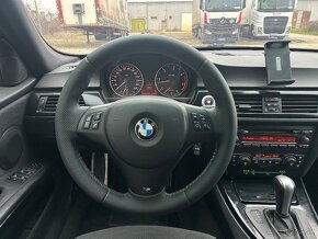 BMW 330xd rad 3 M-Packet - 11