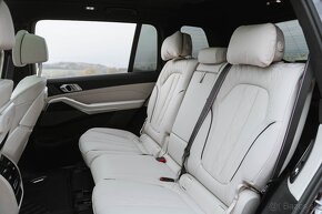 BMW X7 40d xDrive INDIVIDUAL - 11