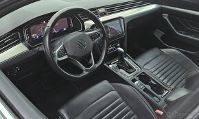 VOLKSWAGEN PASSAT HIGHLINE FULL VÝBAVA - 11