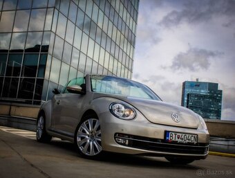 Volkswagen Beetle Cabrio 1.2 TSI 50" The Stylish - 11