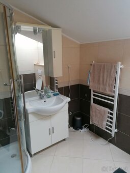 CHORVÁTSKO, Predám 4hviezdičkový mezonetový 4+kk apartmán - 11