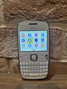 Nokia Asha 302 - 11