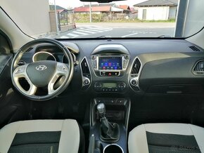 Predám Hyundai ix35 2.0 CRDi VGT Style 4x4 - 11