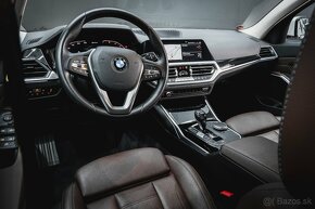 BMW 330e Touring xDrive - 11