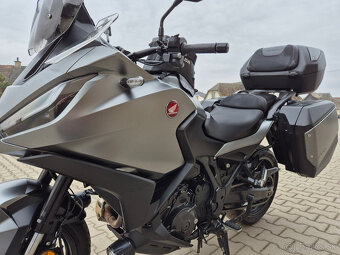 Prodám Honda NT1100 DCT , r. v. 2022, ABS, TC, ČR - 11