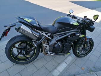 TRIUMPH Speed Triple RS 4/2021 - 11