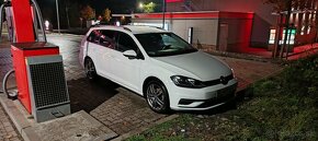 Volkswagen Golf VII Variant 2.0 TDI DSG - 11