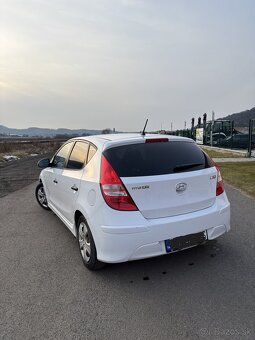 Hyundai i30 - 11