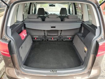 Volkswagen Touran 2.0 TDI - 11