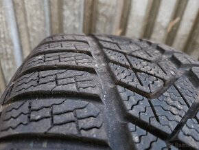 3 ks špičkové zimné pneu Pirelli Sottozero - 225/50 r17 - 11