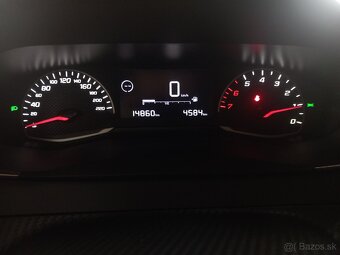 Peugeot 2008 / 1.majitel V záruke 14800km - 11