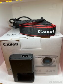 Canon EOS M200 - 11