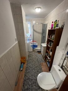 Veľký čiastočne zrekonštruovaný 3 izbový byt, 75m2, Jasov - 11