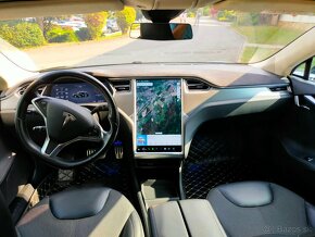 Tesla Model S P85 - 11