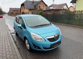 Opel Meriva 1,4i serviska , klima benzín manuál 88 kw - 11