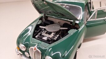 1:18 JAGUAR MARK II - 11