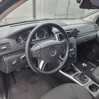 Mercedes-Benz B180 CDI - 11